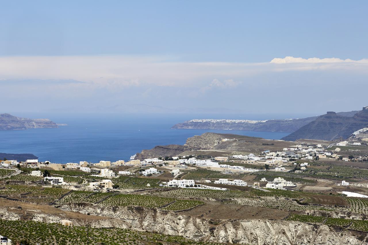 White & Co. La Torre Suites Pyrgos Kallistis Exterior photo